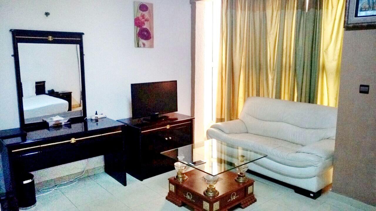 Riviera Hotel Benin Cotonou Esterno foto