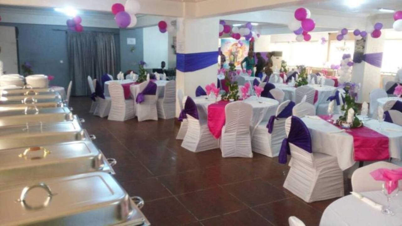 Riviera Hotel Benin Cotonou Esterno foto