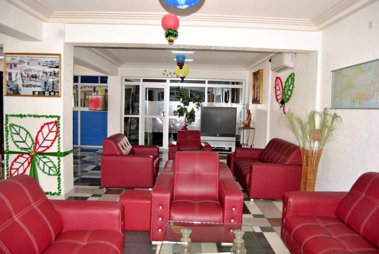 Riviera Hotel Benin Cotonou Esterno foto