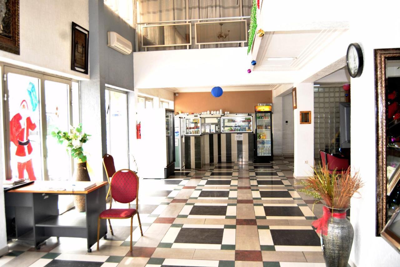 Riviera Hotel Benin Cotonou Esterno foto